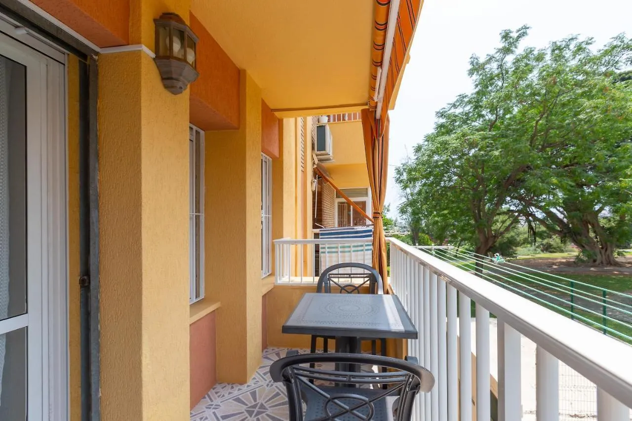 アパート Apartamento Vistas A Piscina ベナルマデナ